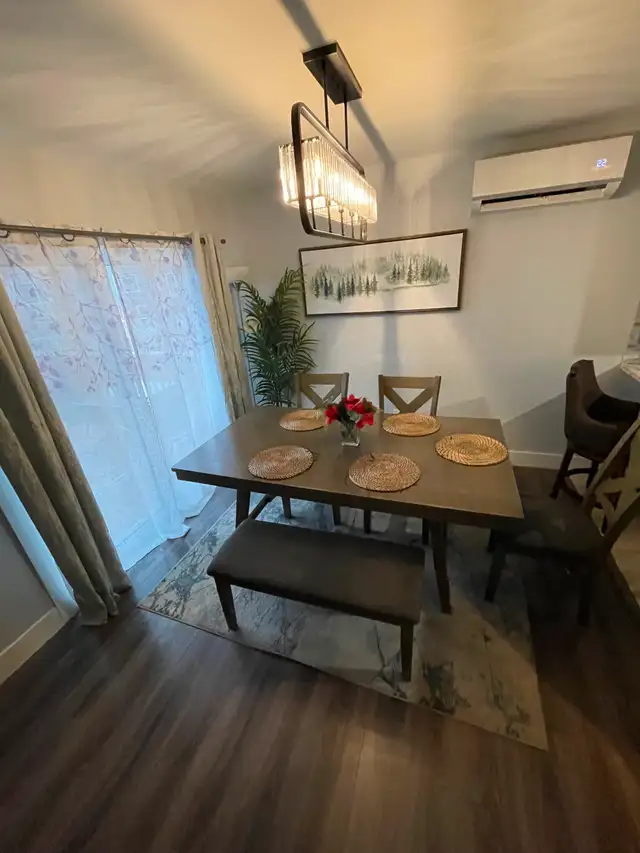 Used like new Dinning Table in Dining Tables & Sets in City of Halifax - Image 4