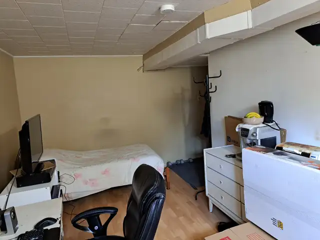 chambre spacieuse à louer, libre immédiatement