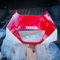 92 Yamaha FZR 1000 upper Fairing