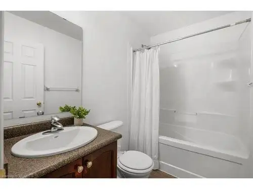 2 bedroom, 2 barhroom - walkout basement for rent in Long Term Rentals in Kitchener / Waterloo - Image 10