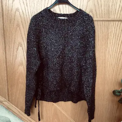 Sweater – John & Jenn Size Large Black & Gray knit Tie up at right waist Good condition $10.00 Maple...