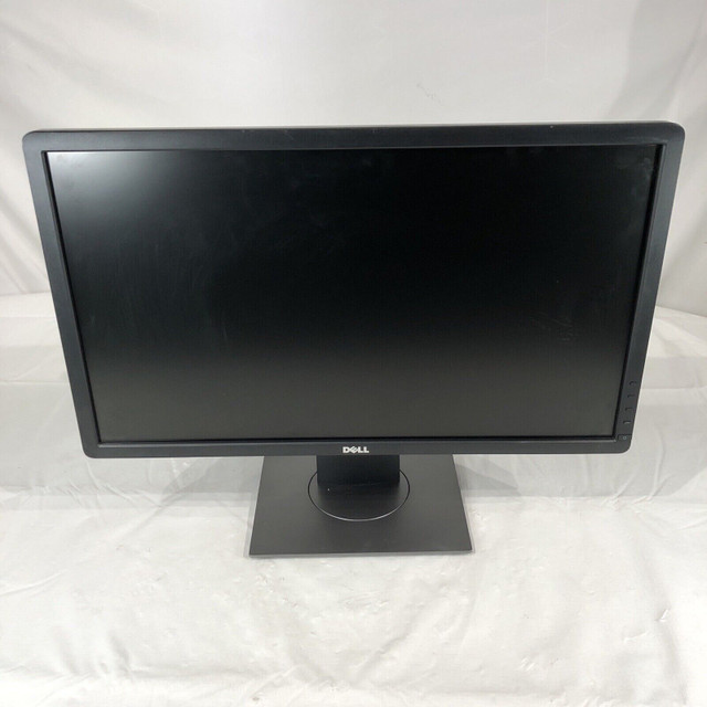 Dell 24" LCD Monitor in Other in Markham / York Region - Image 2
