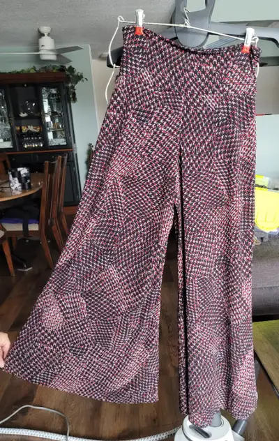 Wide leg apartment style pants, View more