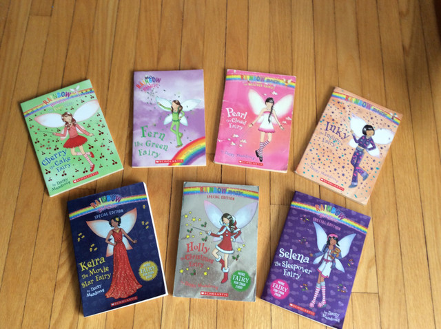 ✅Lot Rainbow Magic Books in Children & Young Adult in Guelph