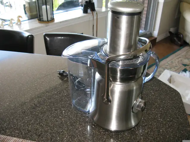 BREVILLE JUICE FOUNTAIN COLD XL in Processors, Blenders & Juicers in Brockville - Image 4