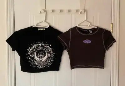 4 crop top fille 12-14 ans,4 pour 10$., View more