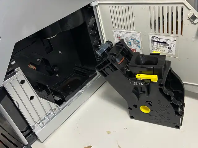 Automatic Espresso Machine Saeco Minuto in Coffee Makers in Markham / York Region - Image 9