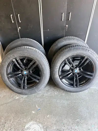 Michelin x-ice 225/60 R 18 100H Rims /Tires - set of 4 (not run flat) Decent shape. 4-5 mm tread dep...