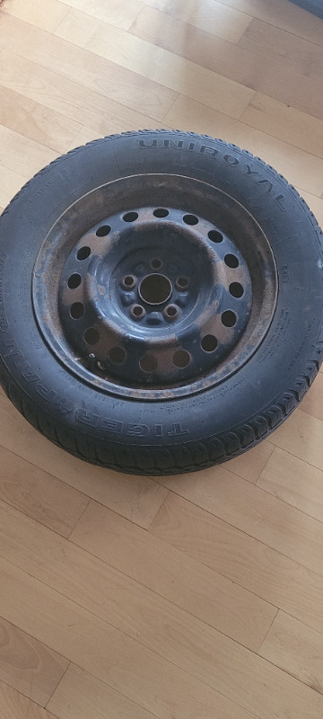 4 Mags with summer tires used on Toyota Corolla dans Pneus et jantes  à Ouest de l’Île