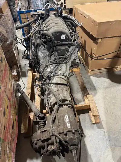 Selling a drivetrain from a 2018 Silverado 4x4 6.2L. Truck had 40k km on it. Same engine as LT1 corv...
