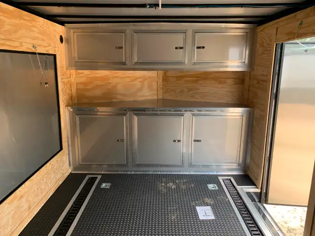 2025 Enclosed 8.5x24x7 Custom Trailer in Cargo & Utility Trailers in Leamington - Image 8