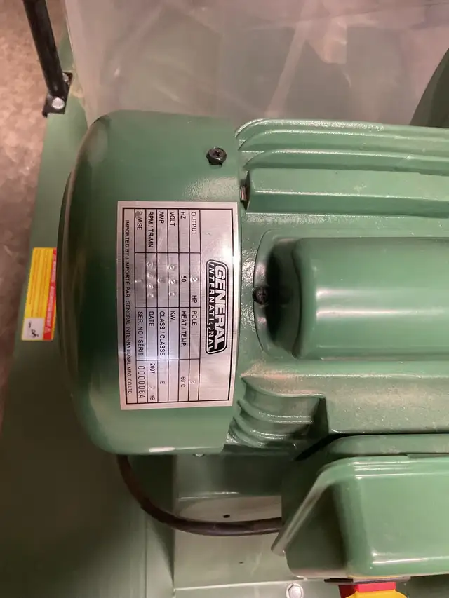 General dust collector  in Power Tools in Calgary - Image 4