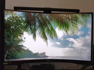 Samsung Odyssey G7 27" 1440p 240Hz, View more