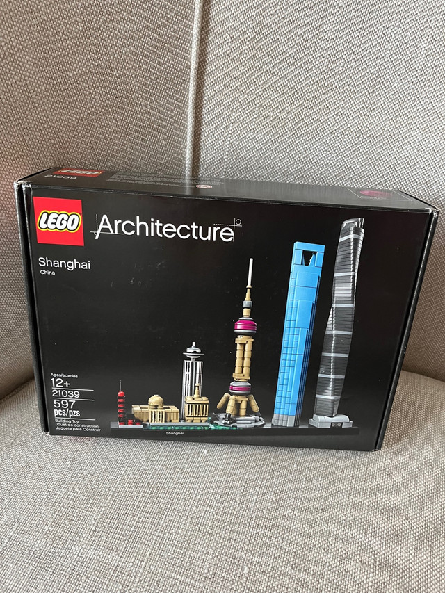 Brand New sealed  Lego Architecture collection in Arts & Collectibles in Markham / York Region - Image 2