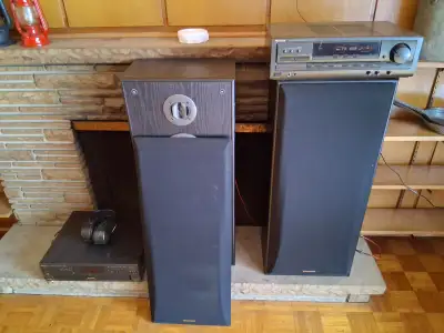 Stereo Tuner, Speakers & Disc Player, View more