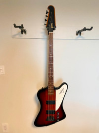 2011 Gibson Thunderbird IV Vintage Sunburst bass with hard case