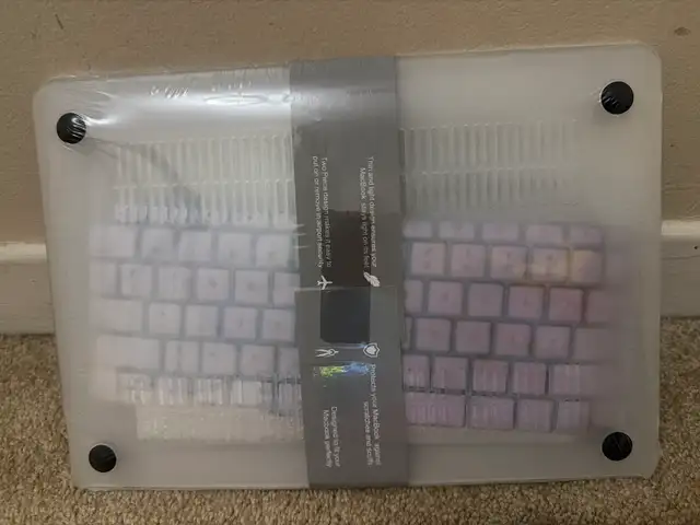 MacBook Air Case in Laptop Accessories in London - Image 3