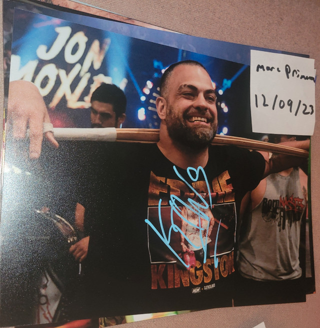 Eddie Kingston signed 8x10 photos AEW ROH TNA Wrestling Lutte dans Art et objets de collection  à Ville de Montréal