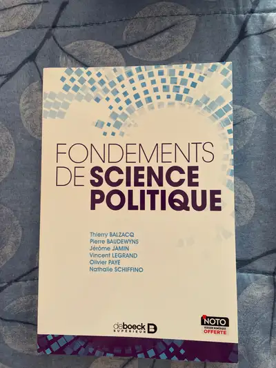 Fondements de science politique, View more