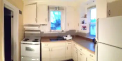 Beautiful and spacious home with 5 bedrooms for Trent students. There are 3 bedrooms still available...