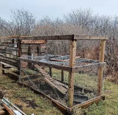 chicken tractor/ chicken coop, View more