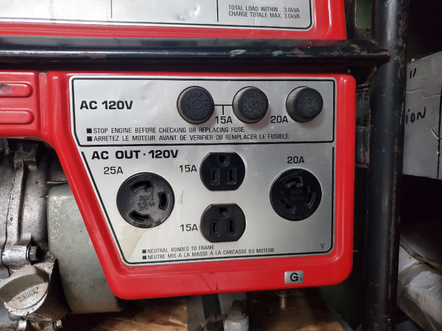 "Reduced"3500watt honda generator parts or repair in Power Tools in Dartmouth - Image 3
