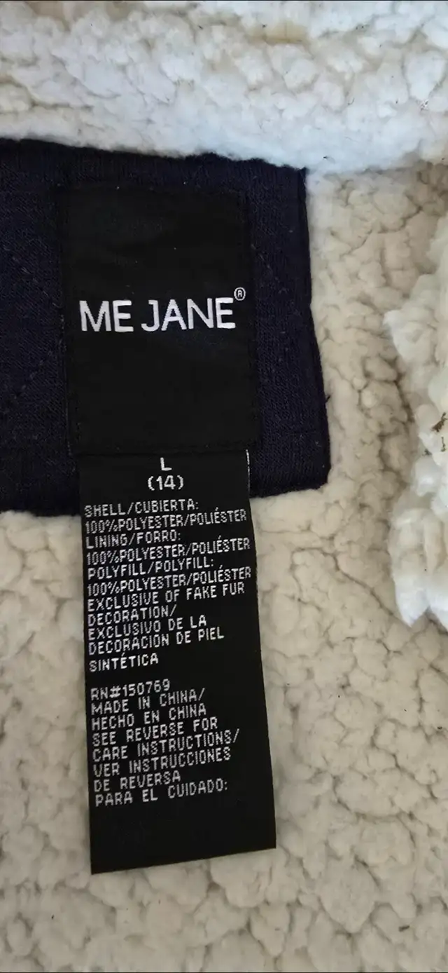 Fall Jacket Girls Size 14 in Kids & Youth in City of Halifax - Image 5