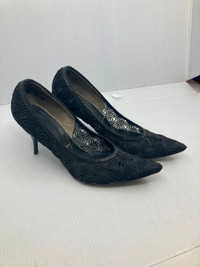 Chaussures souliers talons aiguilles dentelle noire 1950 vintage