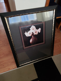 Framed flower wall hanging