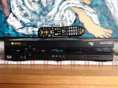 ENREGISTREUR VIDÉOTRON CISCO 8642HD, View more