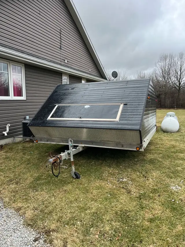 2 Sled & Trailer Package in Snowmobiles in Sarnia - Image 2