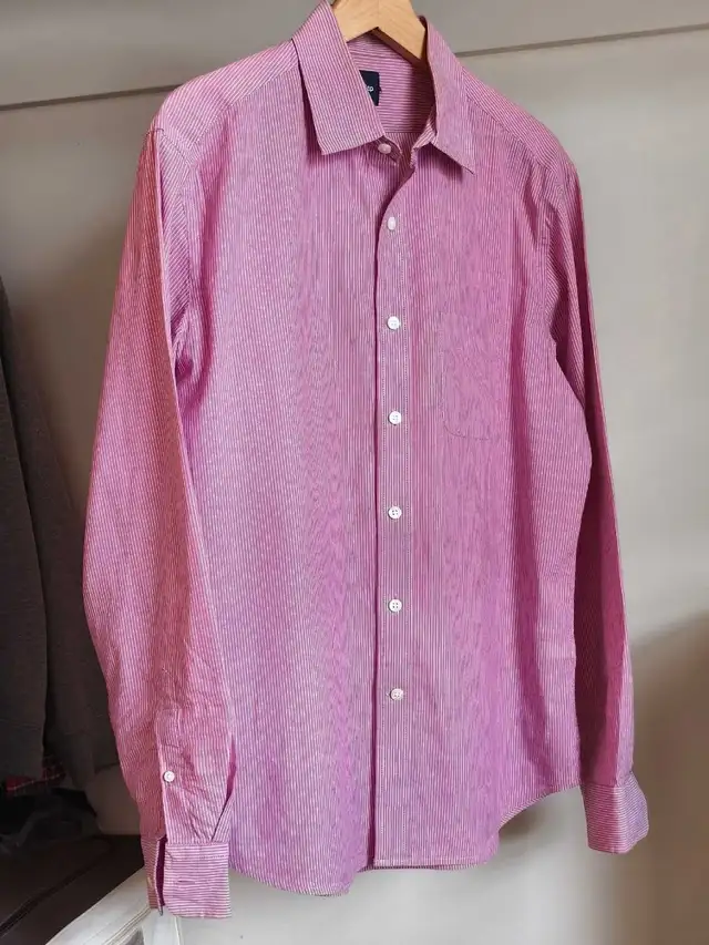 Gap/Calvin Klein/Old Navy men's shirts in Men's in Downtown-West End - Image 4