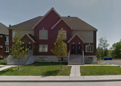Spacious 2bedroom Condo, Aylmer Gatineau for rent July  or Aug