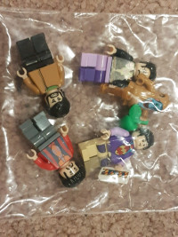 THE BEATLES MINIFIGURES COMPLETE SET LOOSE