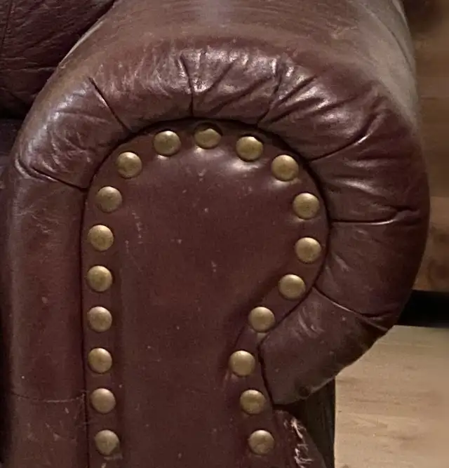 Good leather sofa64606498727042123