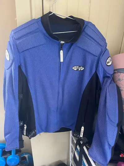 New condition used twice Size in pictures Call or text 613-889-9768 Arnprior Carp Kanata Renfrew