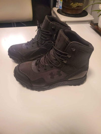 Mens Under Armour Tactic Boots. Brand new. P/u in NW