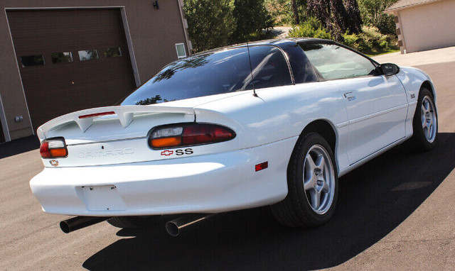 1998 CHEVROLET CAMARO SS SLP COUPE in Cars & Trucks in Kelowna - Image 2