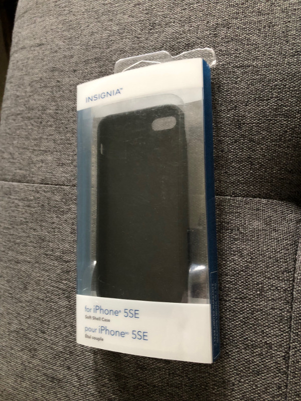 iPhone 5SE Case (Pickup in West Ottawa: Centrepointe Area) in Cell Phones in Ottawa