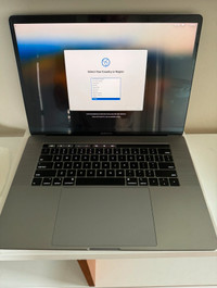 2018 15-inch Macbook Pro - i9, 32GB, 512GB, 560X- OPEN TO OFFERS