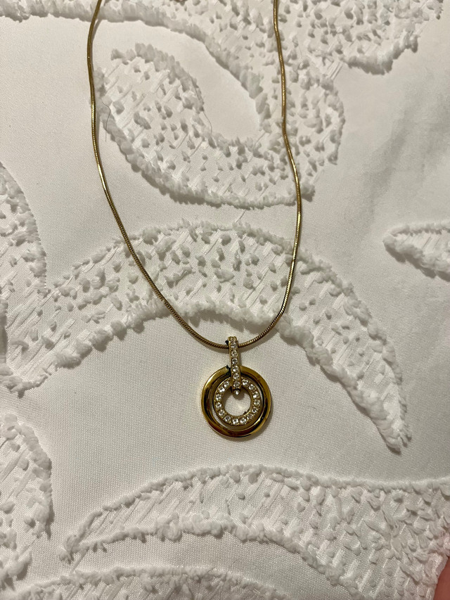 Swarovski necklace  dans Bijoux et montres  à Laval/Rive Nord - Image 2