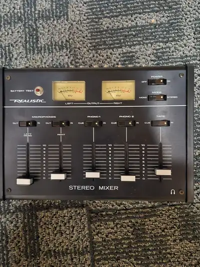 Realistic Stereo Mixer, View more