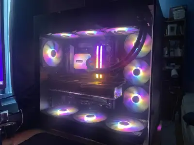 Pc building service/ Service de montage de PC, View more