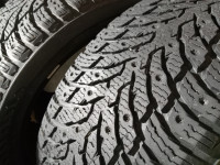 245 / 40 R20 NOKIAN  HAKKAPELIITTA 9 WINTER TIRES