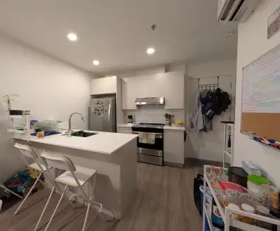 Lease Transfer – Unit 107, 1011 Boulevard Schevchenko, Vida LaSalle Available October 1, 2026 Bright...