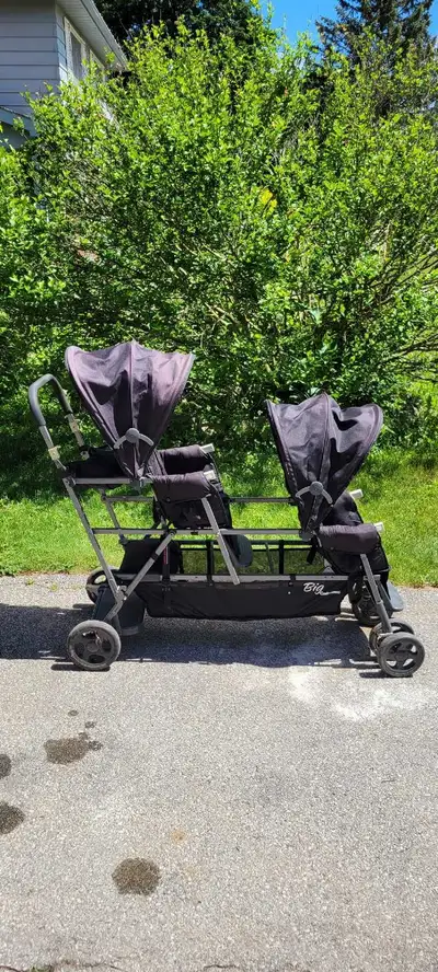 Joovi Big Caboose Triple Stroller, View more