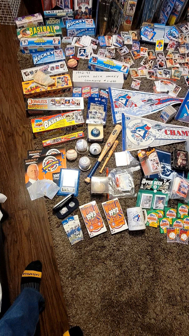 Giant hockey and baseball card and memorabilia collection in Hobbies & Crafts in Peterborough - Image 4