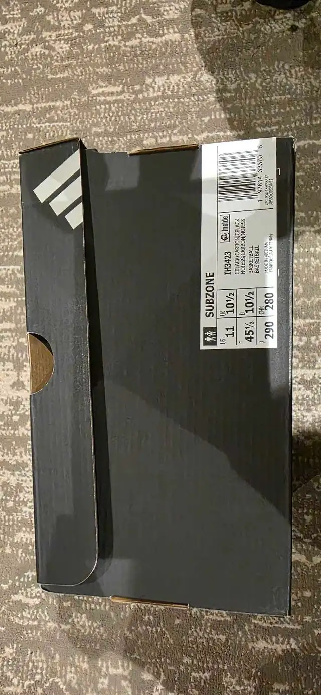 Adidas SUBZONE Basketball Shoes Size 11 in Men's Shoes in Oshawa / Durham Region - Image 6