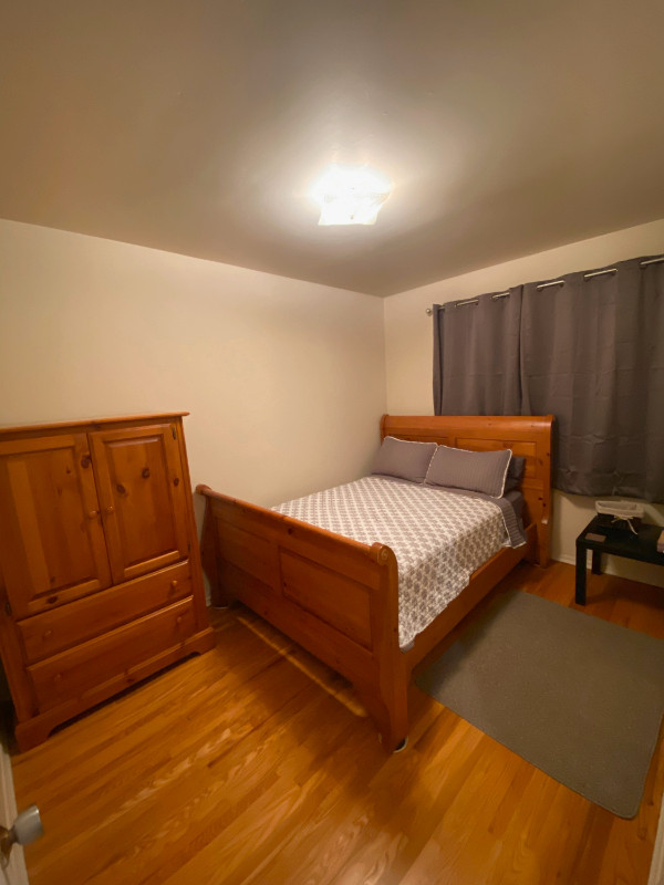 Room for Rent in Room Rentals & Roommates in Napanee