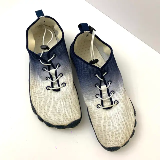 Water Shoes Aqua Shoes Beach Swim Shoes Size 8 Mens 9.5 Womens in Women's - Shoes in Calgary - Image 4